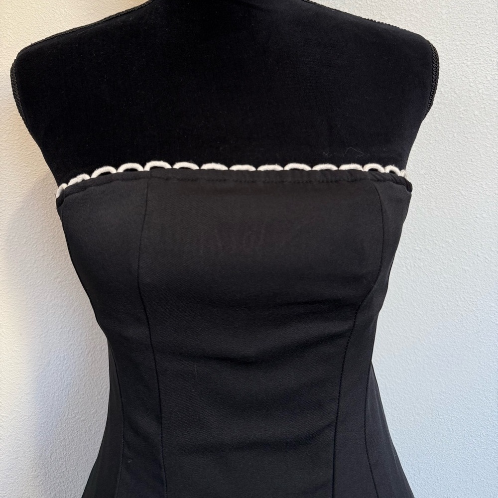 Musera Strapless Black & White Fit-and-Flare Dress | Size Small - Picture 4 of 9